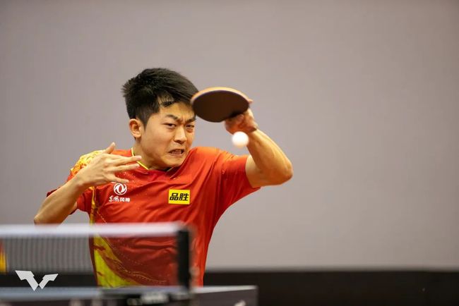 一个强调外 一个强调外